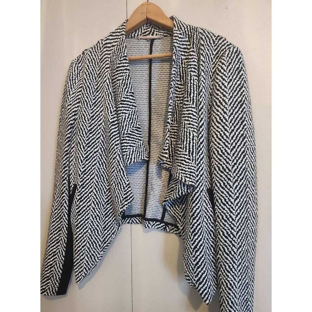 J22  Hawthorn chevron pattern dressy drape waterfall front short jacket